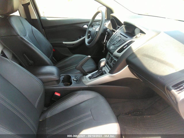 Ford FOCUS SE 2014 1FADP3K26EL279334 Image 5