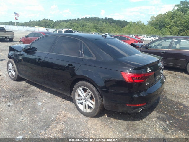 WAUGMAF40HN049858 Audi A4 Ultra Premium