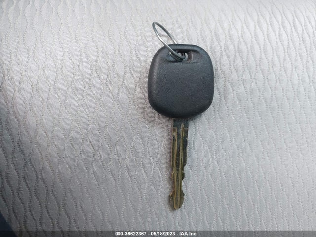 2015 TOYOTA COROLLA LE VIN: 2T1BURHE2FC399400