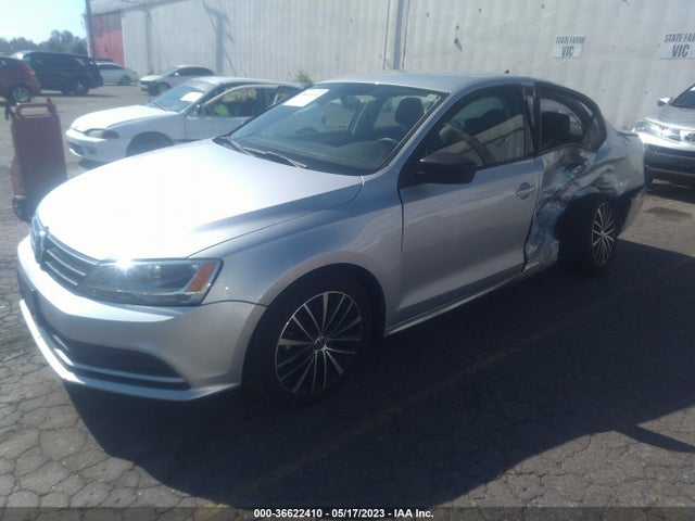 3VWD17AJ5FM246642 Volkswagen Jetta Sedan 1.8t Se