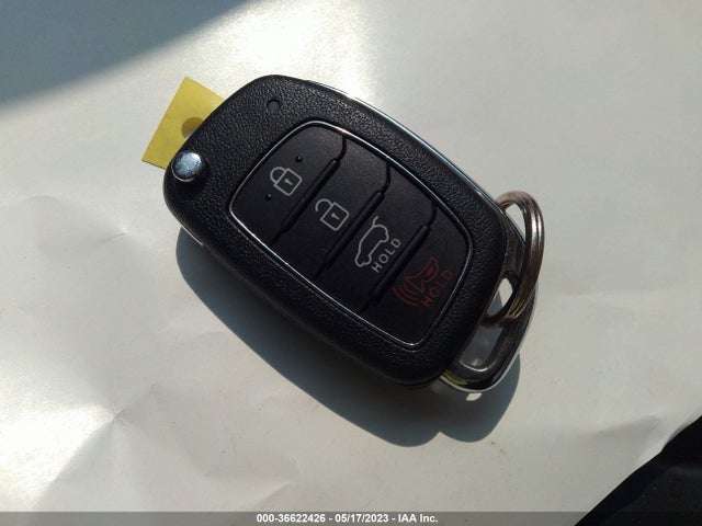 Hyundai TUCSON SE 2018 KM8J2CA42JU786858 Image 3