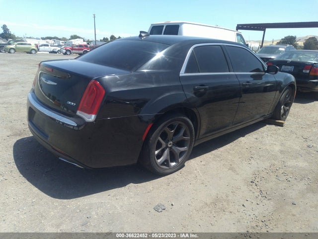 2C3CCAAG3FH921207 Chrysler 300 Limited