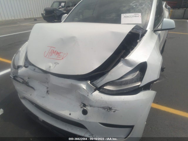 5YJYGDEE7LF054363 Tesla Model Y Long Range