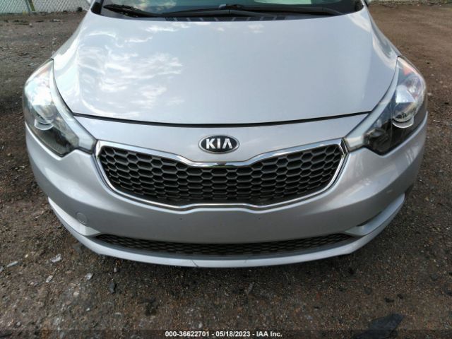 KNAFZ4A88F5364977 KIA FORTE EX