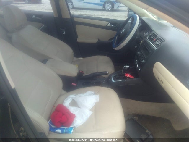 2012 VOLKSWAGEN JETTA SEDAN SE W/CONVENIENCE VIN: 3VWDX7AJ2CM126033
