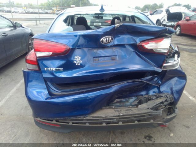 3KPFK4A77JE284355 KIA FORTE LX