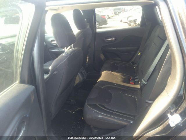 1C4PJMCB4FW679387 Jeep Cherokee Latitude