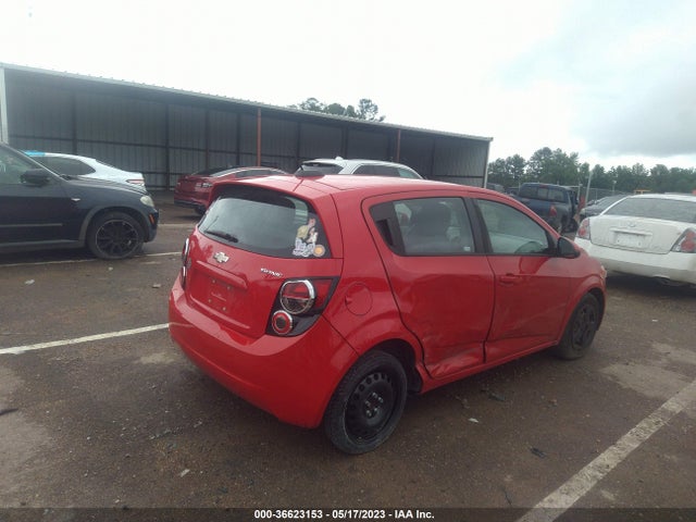 Chevrolet SONIC LS 2015 1G1JA6SH7F4111632 Image 4