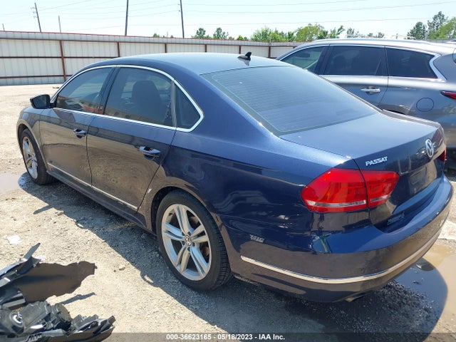1VWBS7A31FC091871 Volkswagen Passat 1.8t Se W/sunroof & Nav