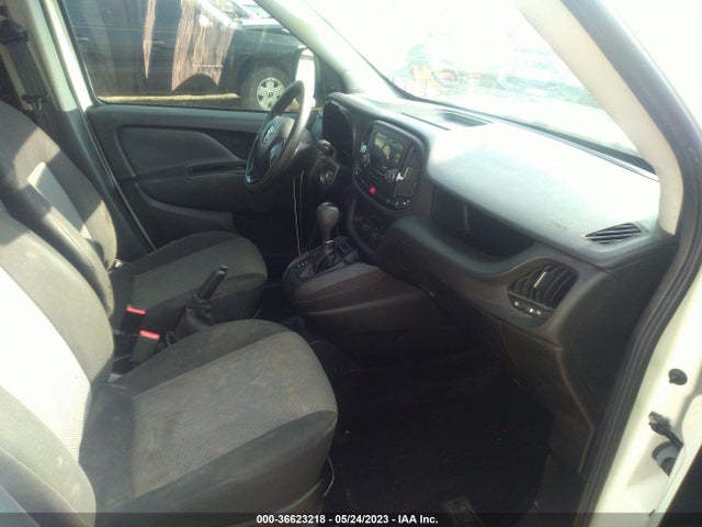 RAM Promaster City Cargo Van Tradesman 2016 ZFBERFAT8G6B20519 Image 5