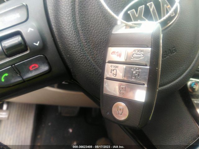 KNDMC5C14F6056426 KIA SEDONA EX