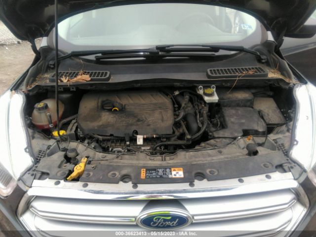 1FMCU0GD0HUA74898 Ford ESCAPE SE