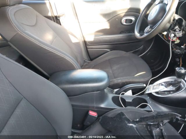 KNDJN2A21G7241195 KIA Soul
