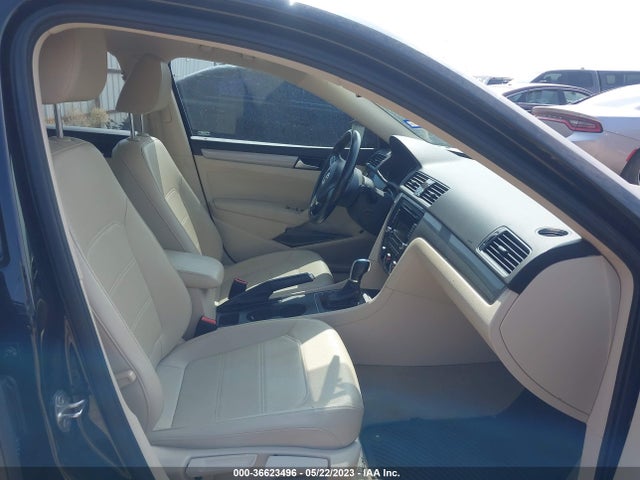1VWAS7A38FC083035 Volkswagen Passat 1.8t Limited Edition