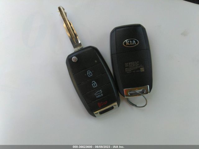 3KPFK4A73JE267956 KIA FORTE LX