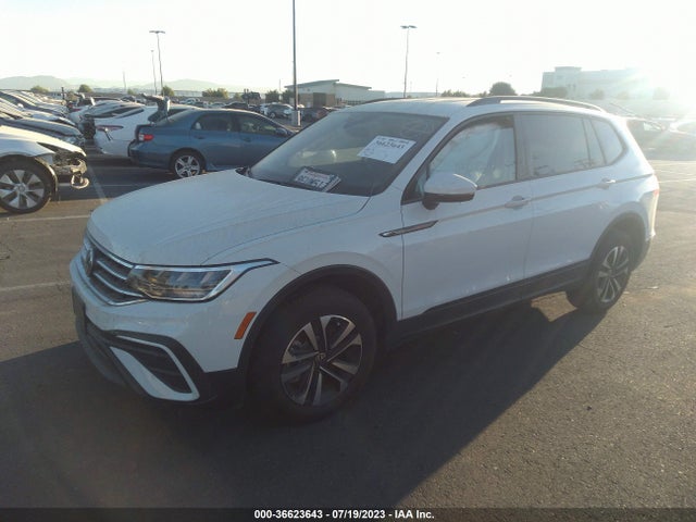 3VVRB7AX8PM032855 Volkswagen TIGUAN S