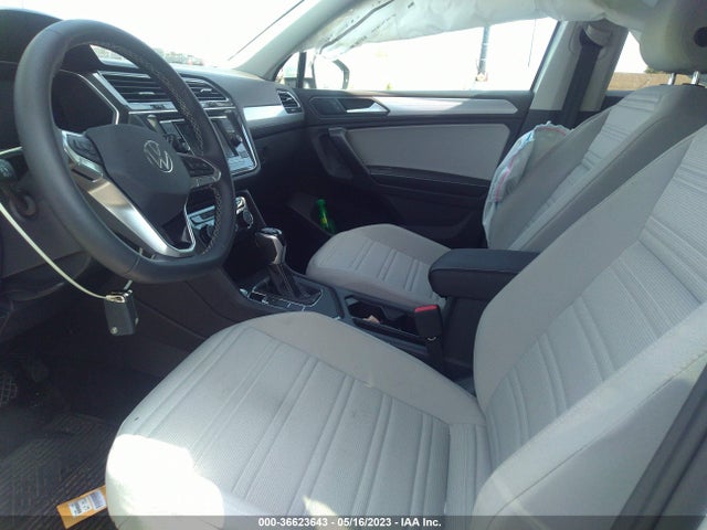 3VVRB7AX8PM032855 Volkswagen TIGUAN S
