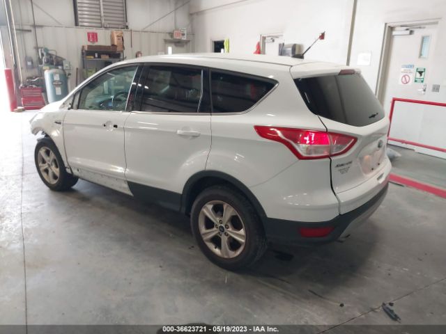 1FMCU9G9XFUC37375 Ford ESCAPE SE