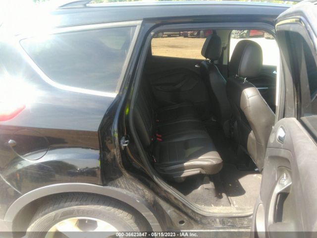 1FMCU9GX5GUA46317 Ford ESCAPE SE
