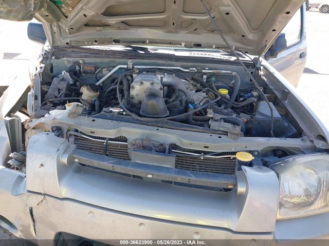 2003 NISSAN FRONTIER 4WD SVE VIN: 1N6MD29Y03C438284