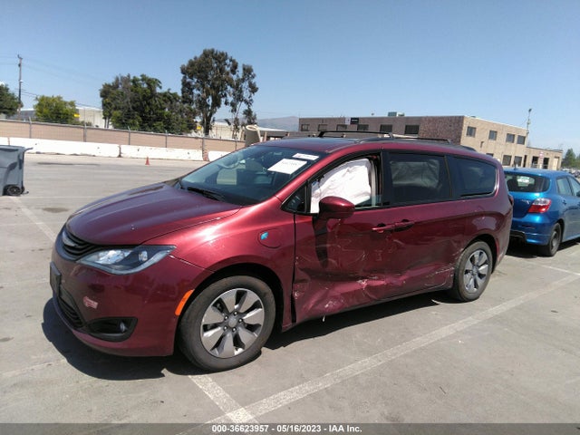 2018 Chrysler Pacifica Hybrid, VIN: 2C4RC1N77JR365177