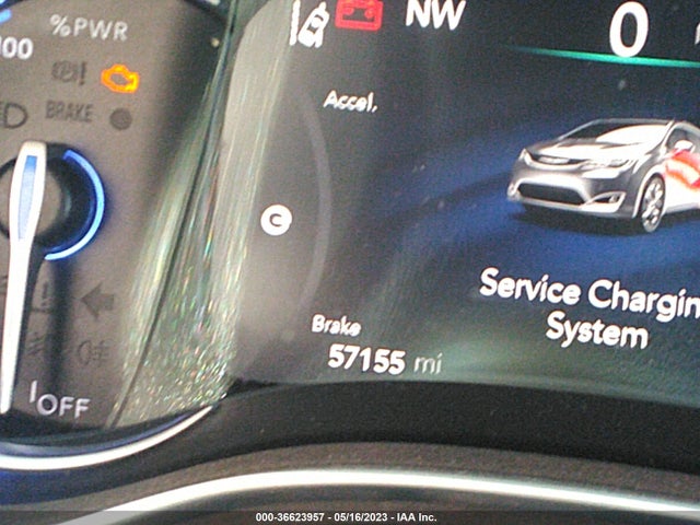 2018 Chrysler Pacifica Hybrid, VIN: 2C4RC1N77JR365177