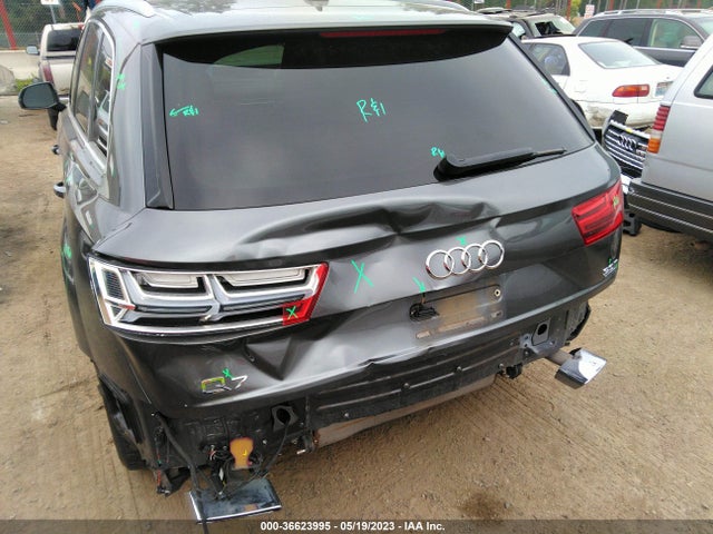 WA1VAAF74JD051681 Audi Q7 Prestige