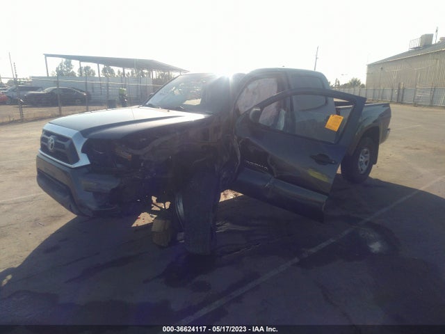 Toyota Tacoma Prerunner 2015 3TMKU4HN0FM046230 Image 2