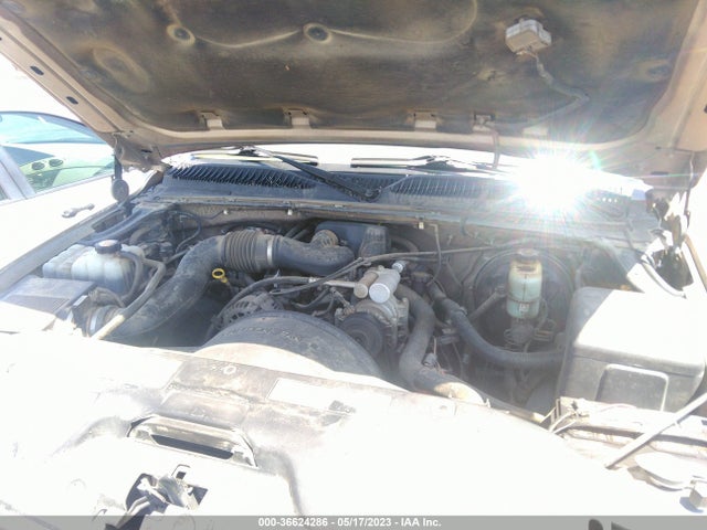 2001 CHEVROLET SILVERADO 1500 LS VIN: 2GCEC19W011239189