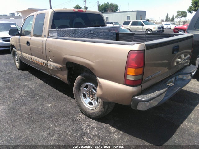 2001 CHEVROLET SILVERADO 1500 LS VIN: 2GCEC19W011239189