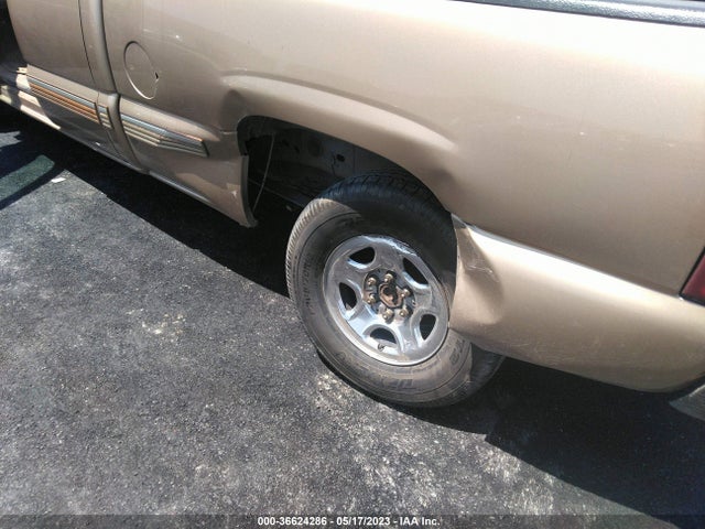 2001 CHEVROLET SILVERADO 1500 LS VIN: 2GCEC19W011239189