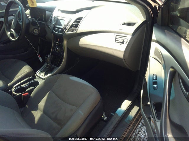 2014 HYUNDAI ELANTRA SE VIN: 5NPDH4AE0EH460037