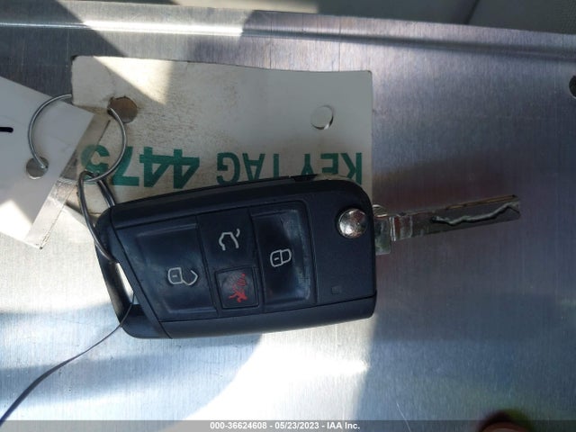 3VV1B7AX7KM009055 Volkswagen TIGUAN S