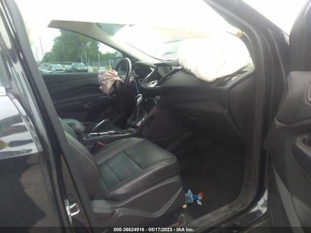 1FMCU9JX1EUC06604 Ford Escape Titanium