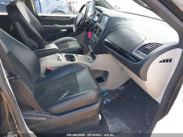 2C4RDGCG8KR683393 Dodge Grand Caravan Sxt
