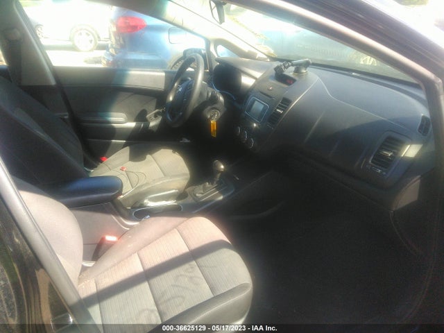 2016 KIA FORTE LX VIN: KNAFX4A60G5478302