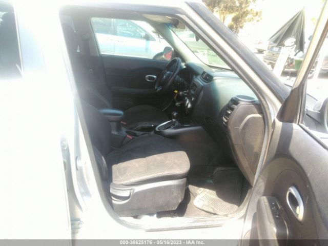 KNDJN2A25E7737372 KIA Soul Base