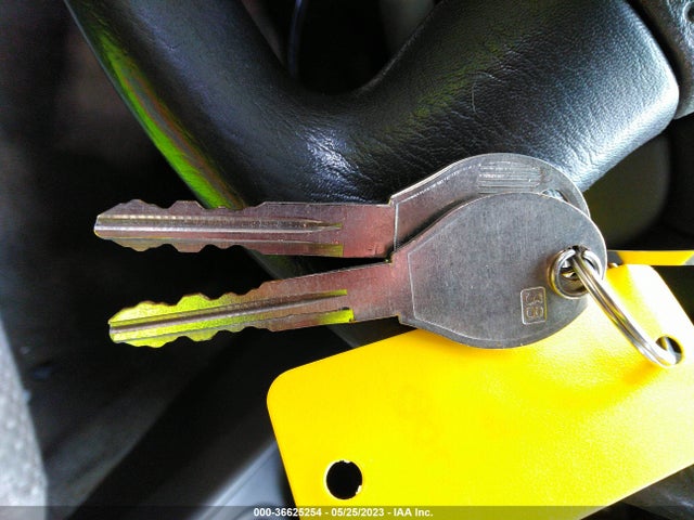 2004 NISSAN SENTRA S VIN: 3N1CB51D44L830708