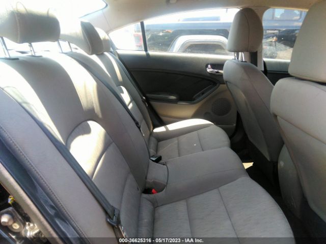 KNAFK4A63G5510111 KIA FORTE LX