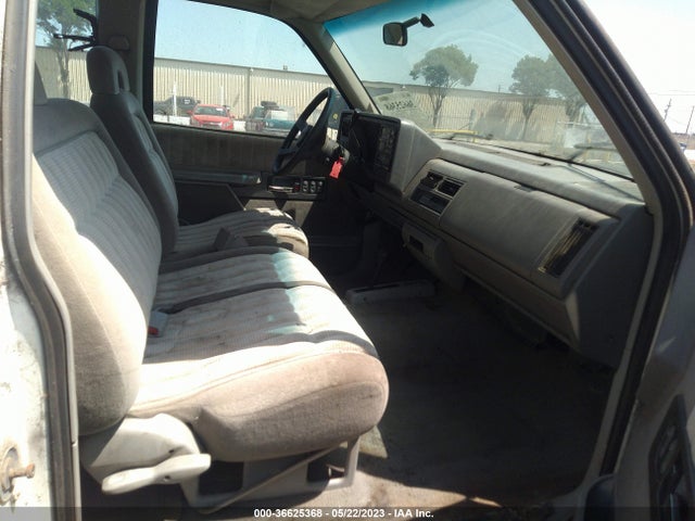 1993 CHEVROLET GMT-400 K1500 VIN: 2GCEK19K9P1179969