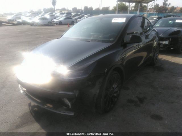 7SAYGDEF3NF561467 Tesla Model Y Performance