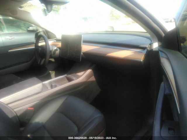 7SAYGDEF3NF561467 Tesla Model Y Performance