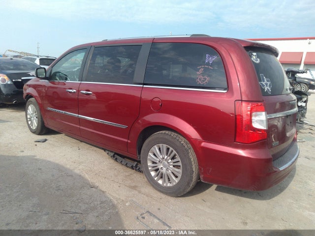 2C4RC1JG5GR104600 Chrysler Town & Country Limited