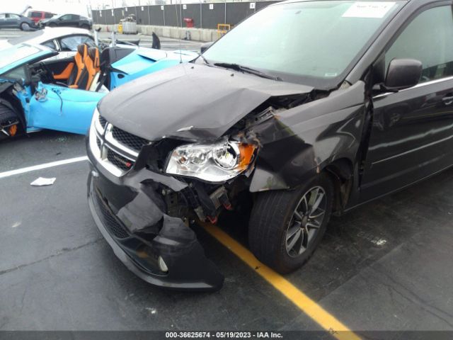 2C4RDGCG6HR603923 Dodge Grand Caravan Sxt