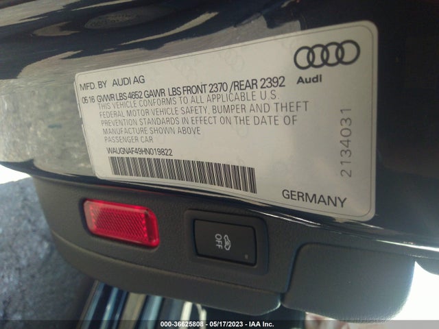 WAUGNAF49HN019822 Audi A4 PREMIUM