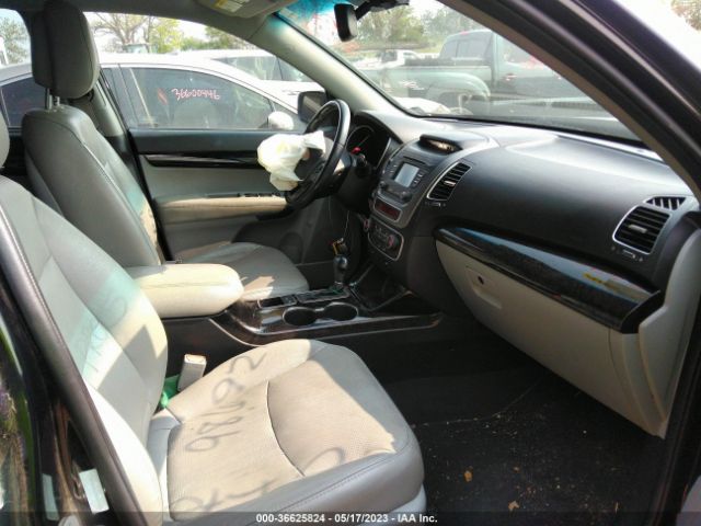 5XYKT3A63EG493808 KIA SORENTO LX