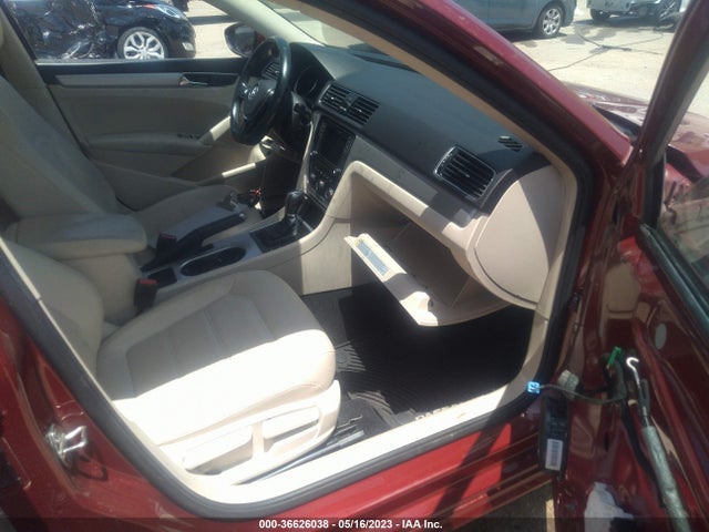 1VWLA7A38KC005344 Volkswagen Passat 2.0t Wolfsburg Edition