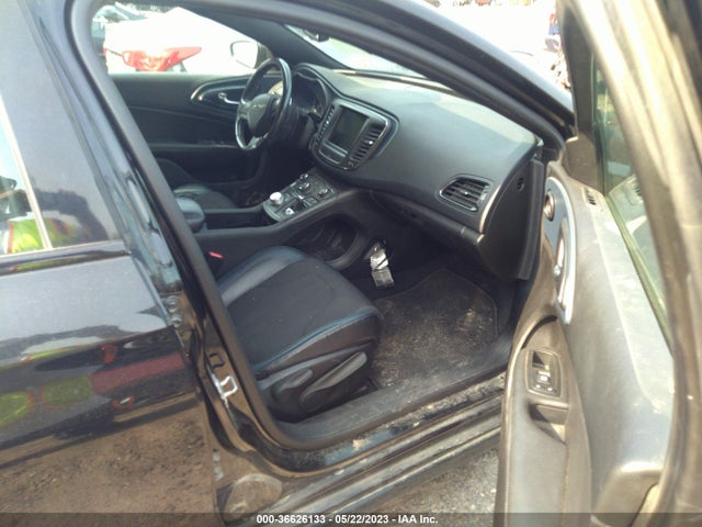 1C3CCCDG4FN523017 Chrysler 200 S