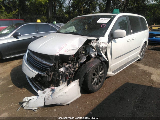 2C4RC1HG5GR240697 Chrysler Town & Country S