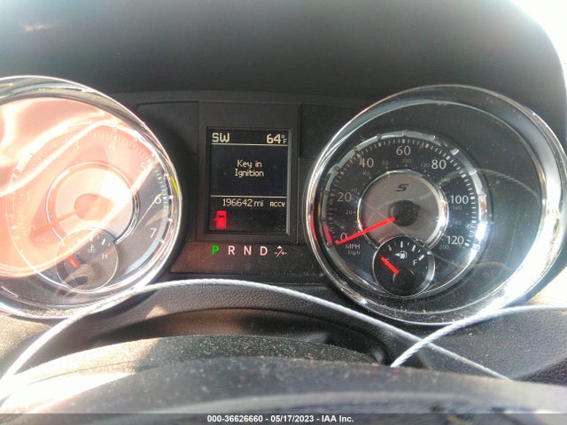 2C4RC1HG5GR240697 Chrysler Town & Country S